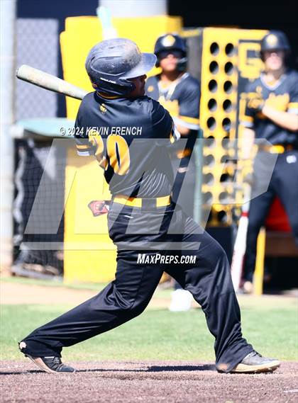 Thumbnail 1 in Mesquite vs. Marcos de Niza photogallery.