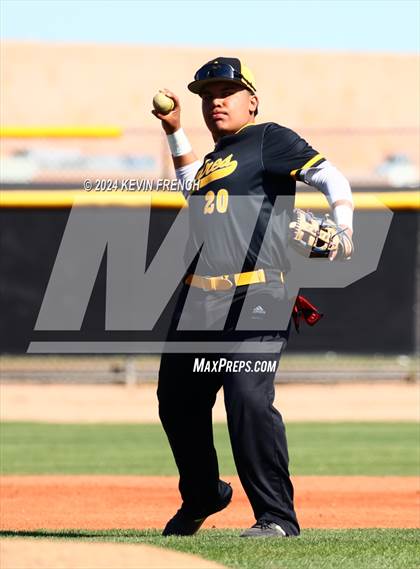 Thumbnail 2 in Mesquite vs. Marcos de Niza photogallery.