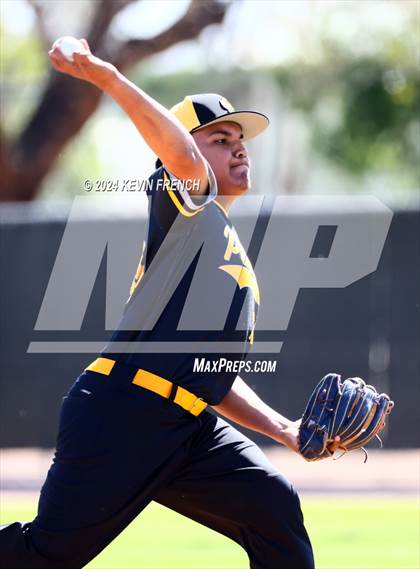 Thumbnail 2 in Mesquite vs. Marcos de Niza photogallery.