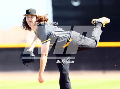 Thumbnail 2 in Mesquite vs. Marcos de Niza photogallery.