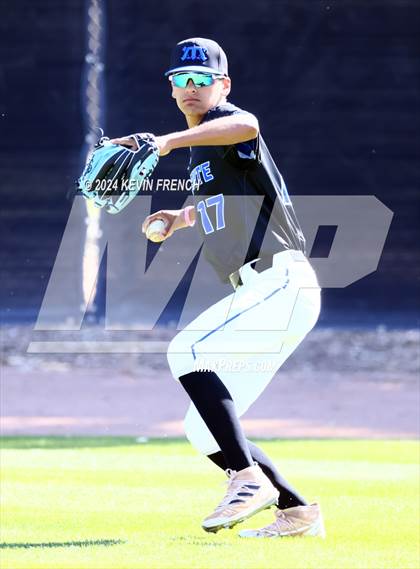 Thumbnail 1 in Mesquite vs. Marcos de Niza photogallery.