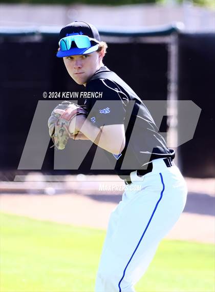 Thumbnail 2 in Mesquite vs. Marcos de Niza photogallery.