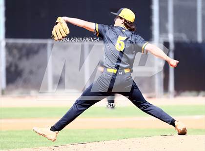 Thumbnail 1 in Mesquite vs. Marcos de Niza photogallery.