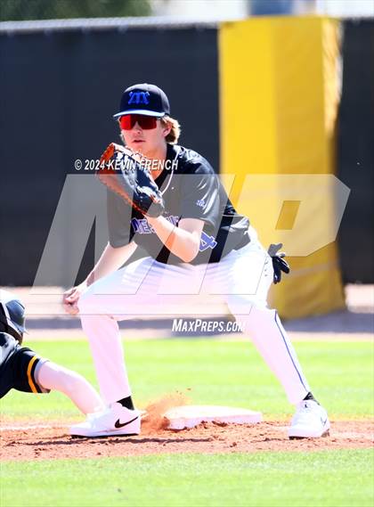 Thumbnail 1 in Mesquite vs. Marcos de Niza photogallery.