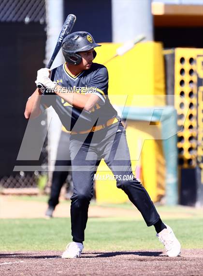 Thumbnail 3 in Mesquite vs. Marcos de Niza photogallery.