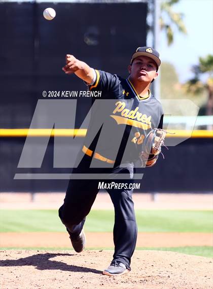 Thumbnail 3 in Mesquite vs. Marcos de Niza photogallery.