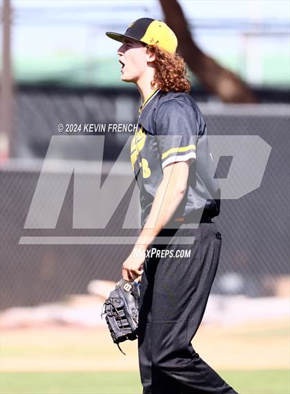 Thumbnail 3 in Mesquite vs. Marcos de Niza photogallery.