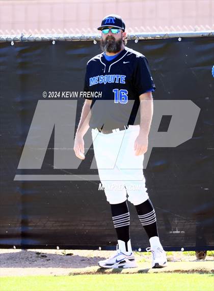 Thumbnail 3 in Mesquite vs. Marcos de Niza photogallery.