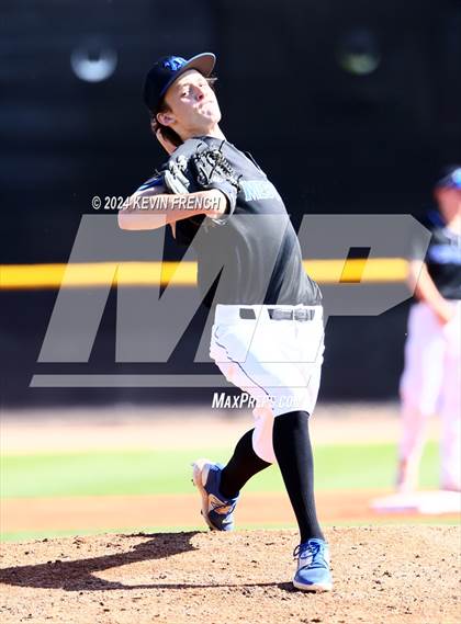 Thumbnail 2 in Mesquite vs. Marcos de Niza photogallery.