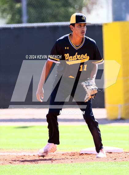 Thumbnail 1 in Mesquite vs. Marcos de Niza photogallery.