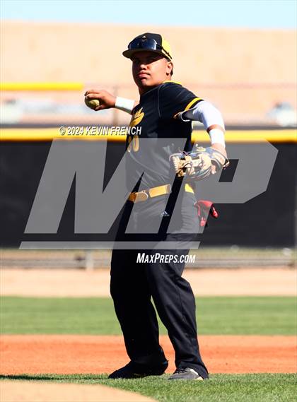 Thumbnail 1 in Mesquite vs. Marcos de Niza photogallery.