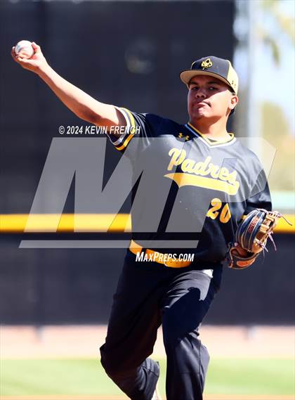 Thumbnail 2 in Mesquite vs. Marcos de Niza photogallery.
