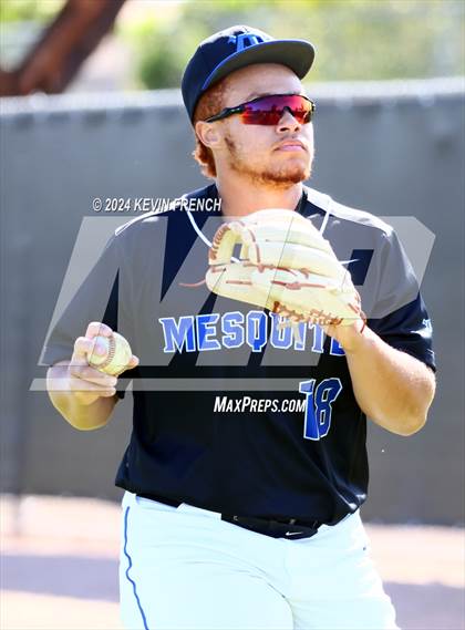 Thumbnail 2 in Mesquite vs. Marcos de Niza photogallery.