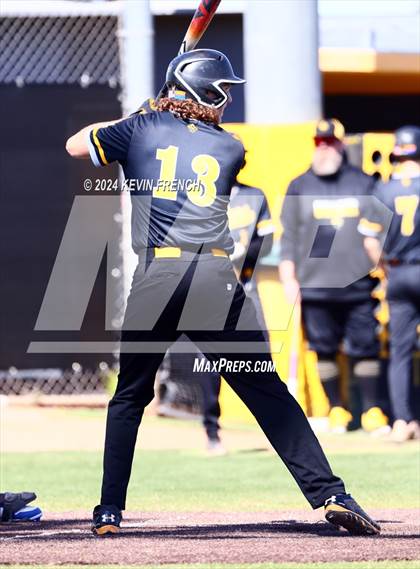 Thumbnail 1 in Mesquite vs. Marcos de Niza photogallery.