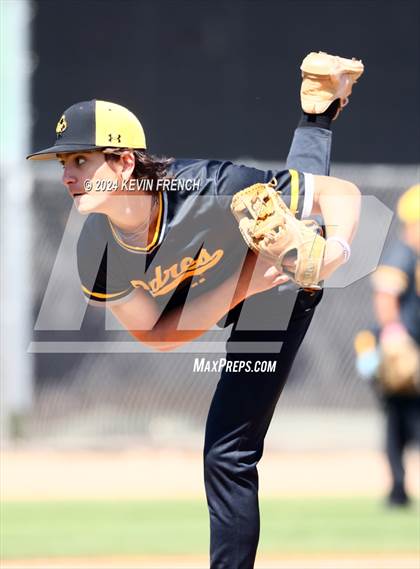 Thumbnail 2 in Mesquite vs. Marcos de Niza photogallery.