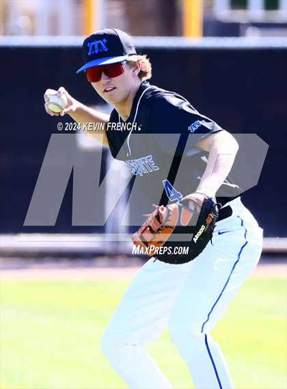 Thumbnail 3 in Mesquite vs. Marcos de Niza photogallery.