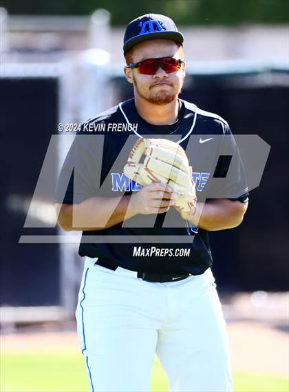 Thumbnail 1 in Mesquite vs. Marcos de Niza photogallery.
