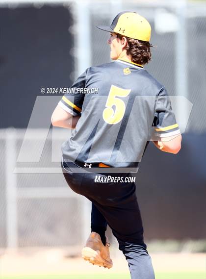 Thumbnail 1 in Mesquite vs. Marcos de Niza photogallery.