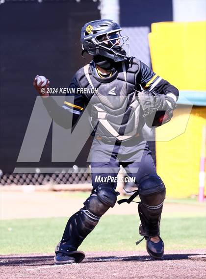 Thumbnail 2 in Mesquite vs. Marcos de Niza photogallery.
