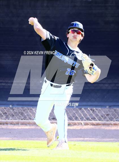 Thumbnail 1 in Mesquite vs. Marcos de Niza photogallery.
