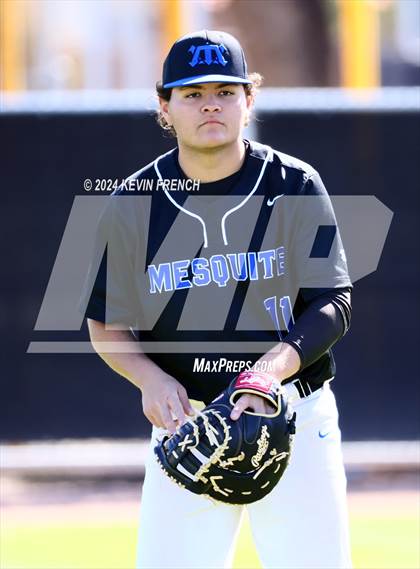 Thumbnail 1 in Mesquite vs. Marcos de Niza photogallery.