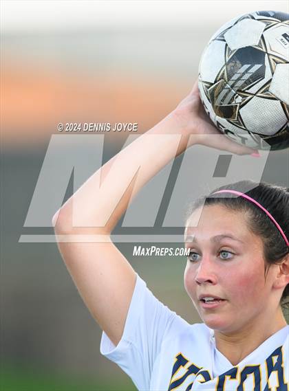 Thumbnail 3 in Victor @ Fairport photogallery.