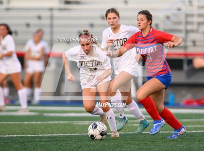 Thumbnail 1 in Victor @ Fairport photogallery.