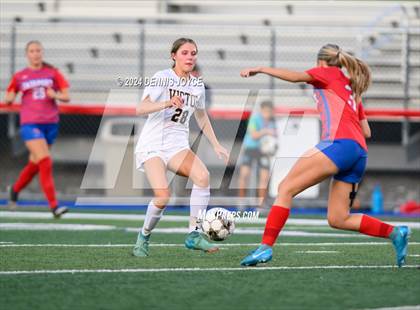 Thumbnail 3 in Victor @ Fairport photogallery.