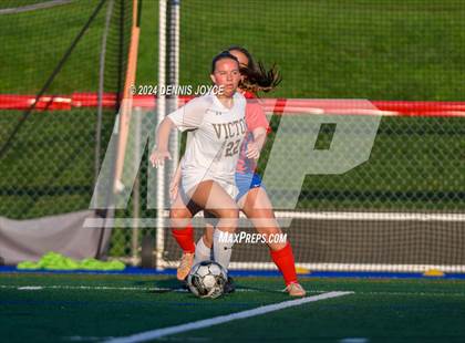 Thumbnail 3 in Victor @ Fairport photogallery.