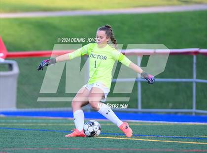 Thumbnail 2 in Victor @ Fairport photogallery.