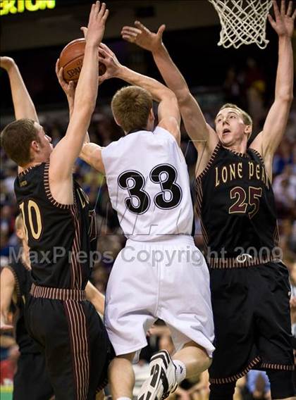 Thumbnail 1 in Lone Peak vs Riverton (Utah 5A Quarterfinal) photogallery.