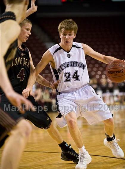 Thumbnail 2 in Lone Peak vs Riverton (Utah 5A Quarterfinal) photogallery.