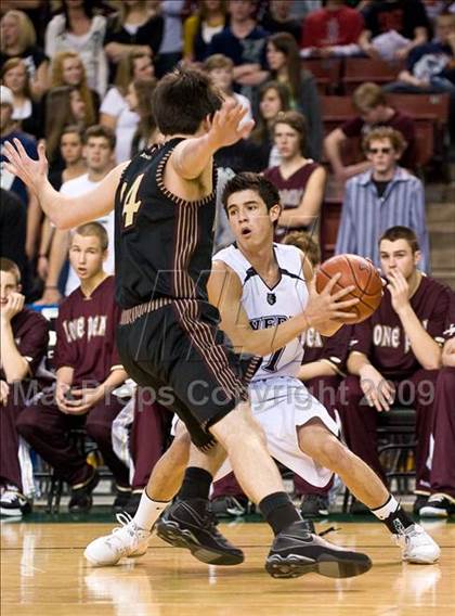 Thumbnail 3 in Lone Peak vs Riverton (Utah 5A Quarterfinal) photogallery.
