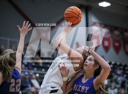 Thumbnail 3 in Bixby vs Edmond North photogallery.