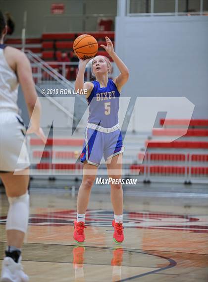 Thumbnail 1 in Bixby vs Edmond North photogallery.