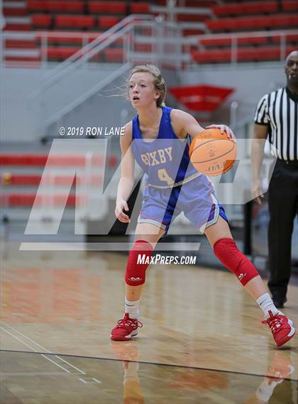 Thumbnail 2 in Bixby vs Edmond North photogallery.