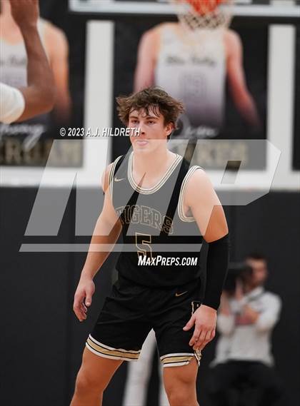 Thumbnail 3 in Blue Valley vs Olathe South (Blue Valley Shootout) photogallery.