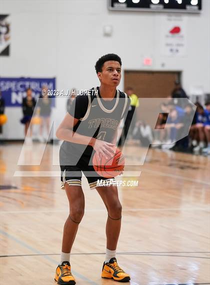 Thumbnail 1 in Blue Valley vs Olathe South (Blue Valley Shootout) photogallery.