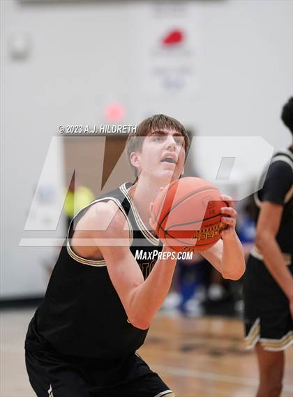 Thumbnail 3 in Blue Valley vs Olathe South (Blue Valley Shootout) photogallery.