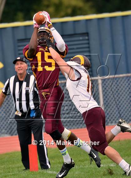 Thumbnail 2 in Glassboro @ Gloucester Catholic photogallery.
