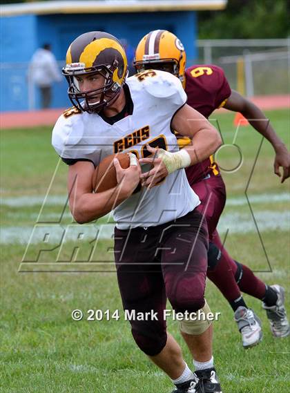 Thumbnail 2 in Glassboro @ Gloucester Catholic photogallery.