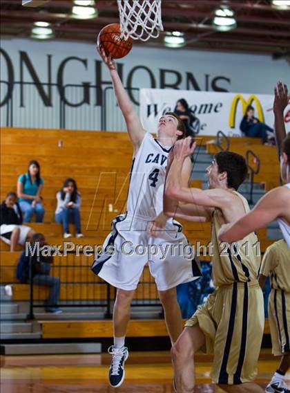 Thumbnail 2 in College Park vs. Second Baptist (McDonald's Texas Invitational) photogallery.