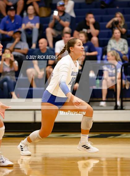 Thumbnail 3 in College Park vs Grand Oaks photogallery.