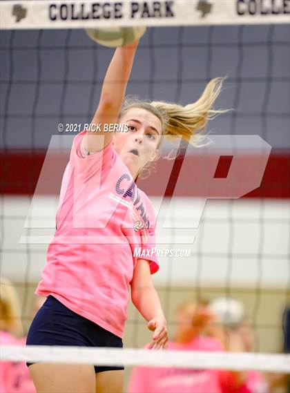 Thumbnail 1 in College Park vs Grand Oaks photogallery.