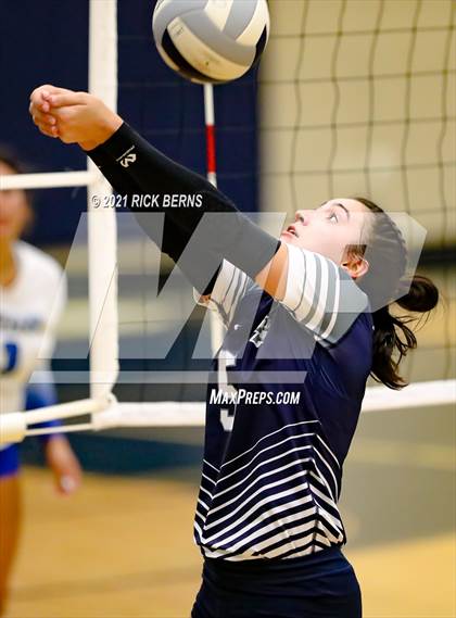 Thumbnail 2 in College Park vs Grand Oaks photogallery.