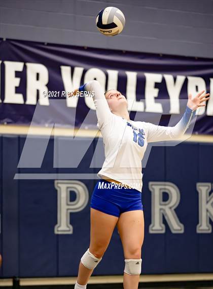 Thumbnail 2 in College Park vs Grand Oaks photogallery.