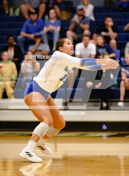 Thumbnail 3 in College Park vs Grand Oaks photogallery.