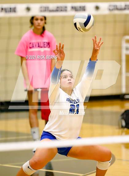 Thumbnail 2 in College Park vs Grand Oaks photogallery.