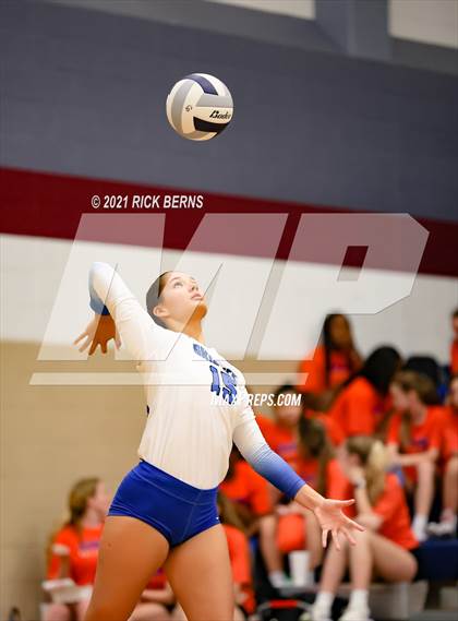 Thumbnail 2 in College Park vs Grand Oaks photogallery.