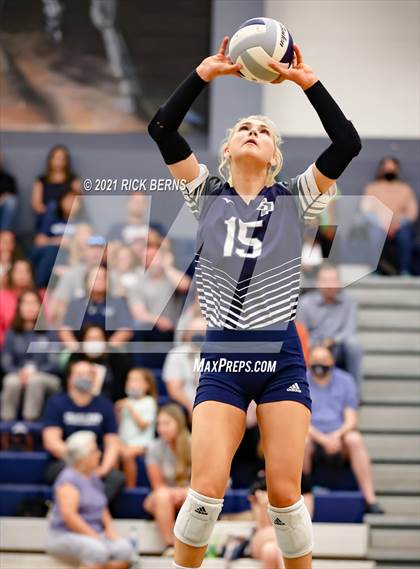 Thumbnail 1 in College Park vs Grand Oaks photogallery.